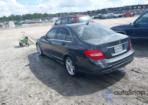 2012 Mercedes-Benz C 250 Sport from USA, damaged, VIN WDDGF4HB9CR224268